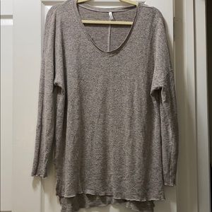 Z supply long sleeve sweater